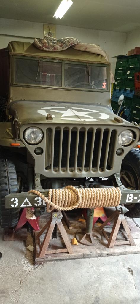 JEEP Willys - 1945 LesAnciennes.com