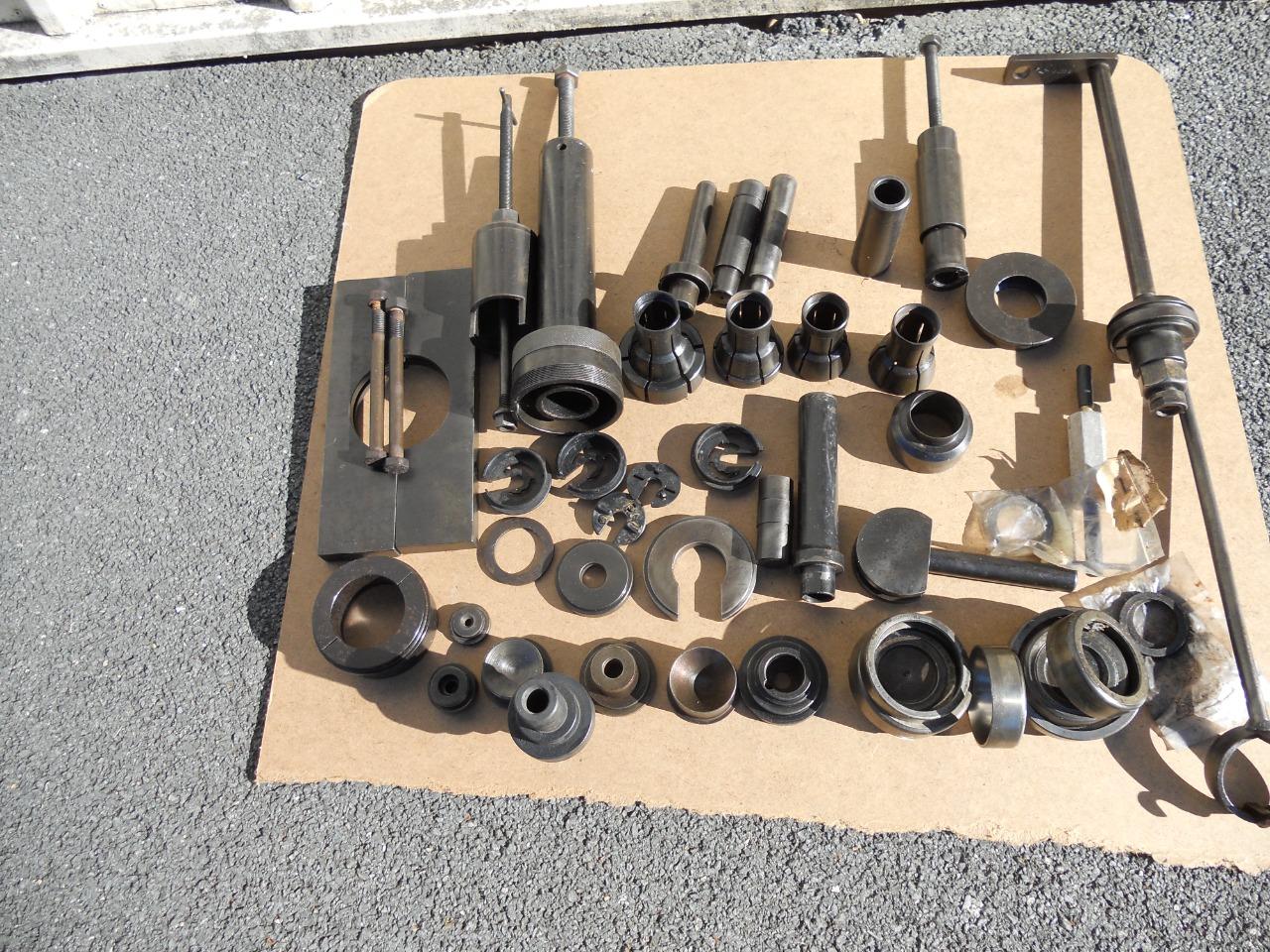 Arrache moyeux LesAnciennes.com