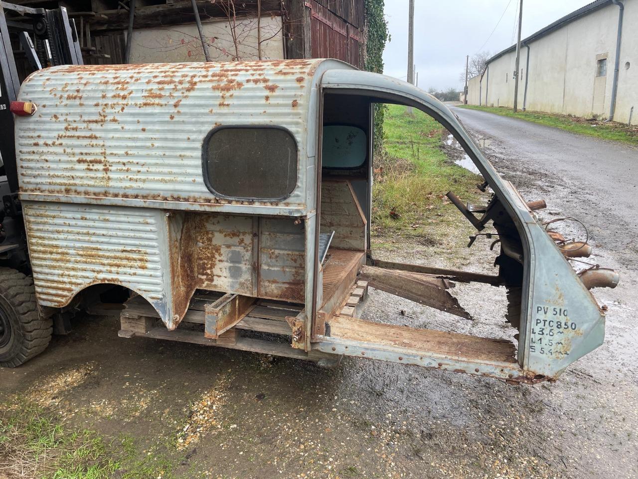 Caisse CITROEN 2CV AZU fourgonnette LesAnciennes.com