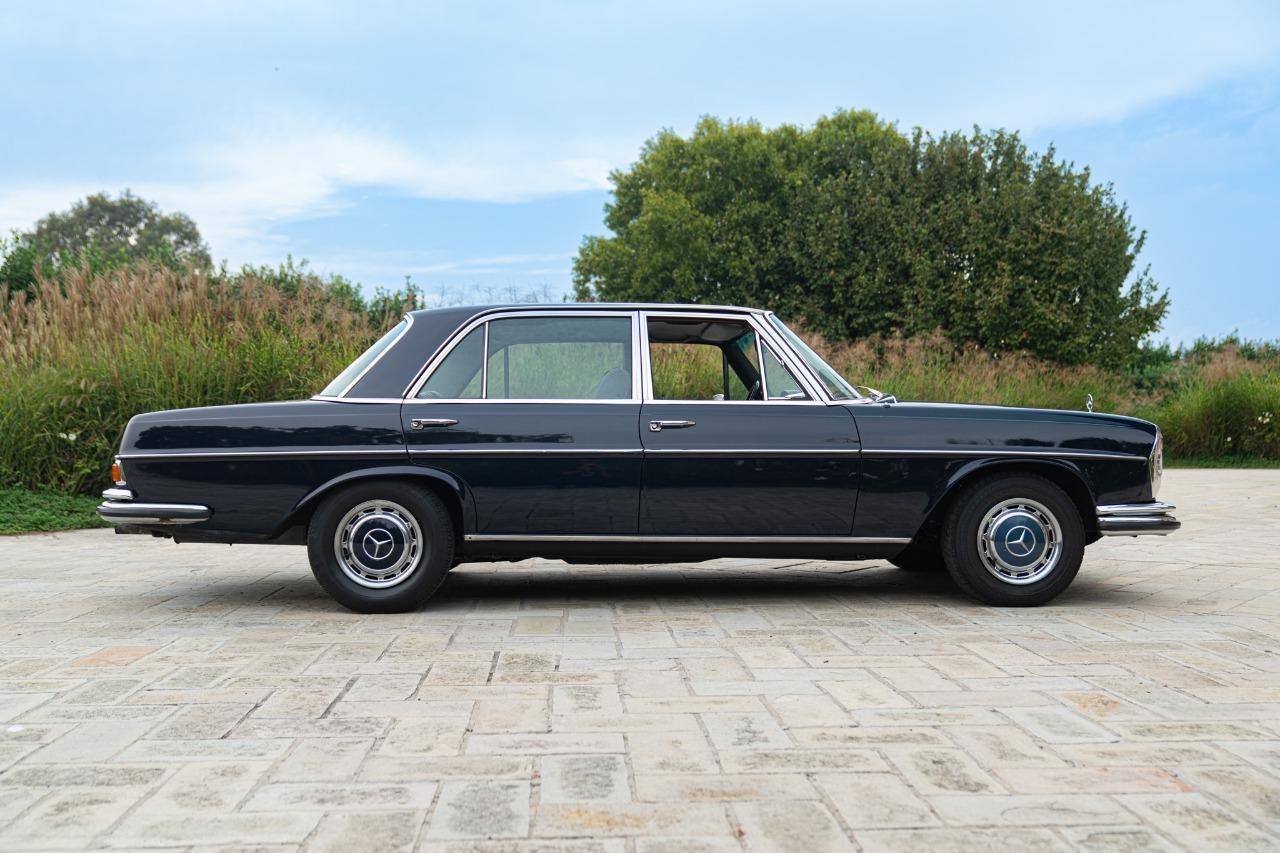 MERCEDES 300 SEL 3.5 - 1973 LesAnciennes.com