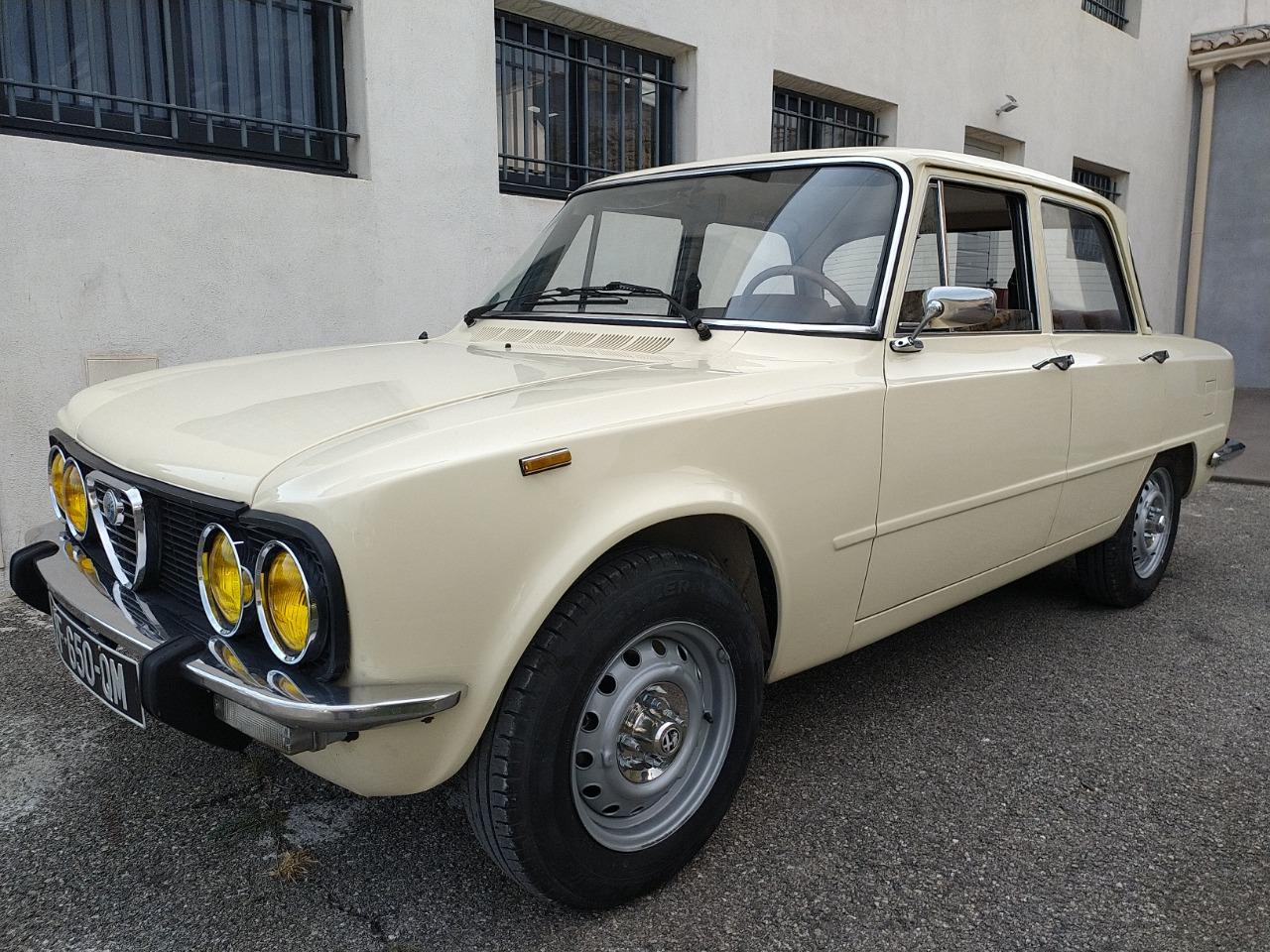 ALFA ROMEO Giulia Nuova - 1977 LesAnciennes.com