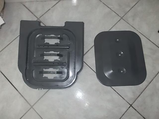 Logement de filtre à air Fiat Dino 2400 LesAnciennes.com