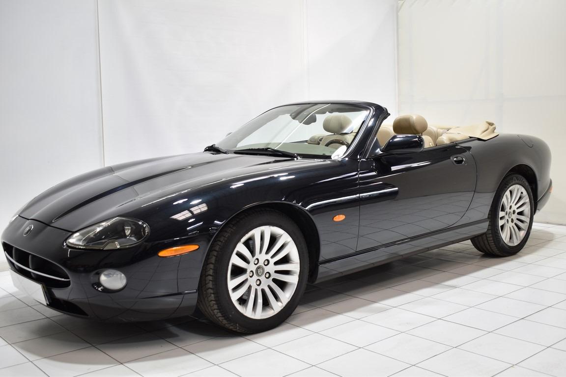 JAGUAR XK 8 4.2l Cabriolet - 2004 LesAnciennes.com