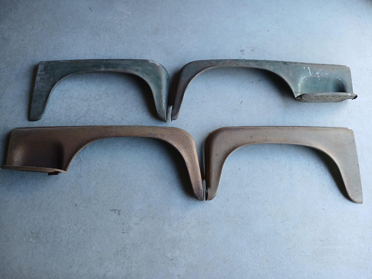 Ailes avant et arrière RENAULT Estafette LesAnciennes.com