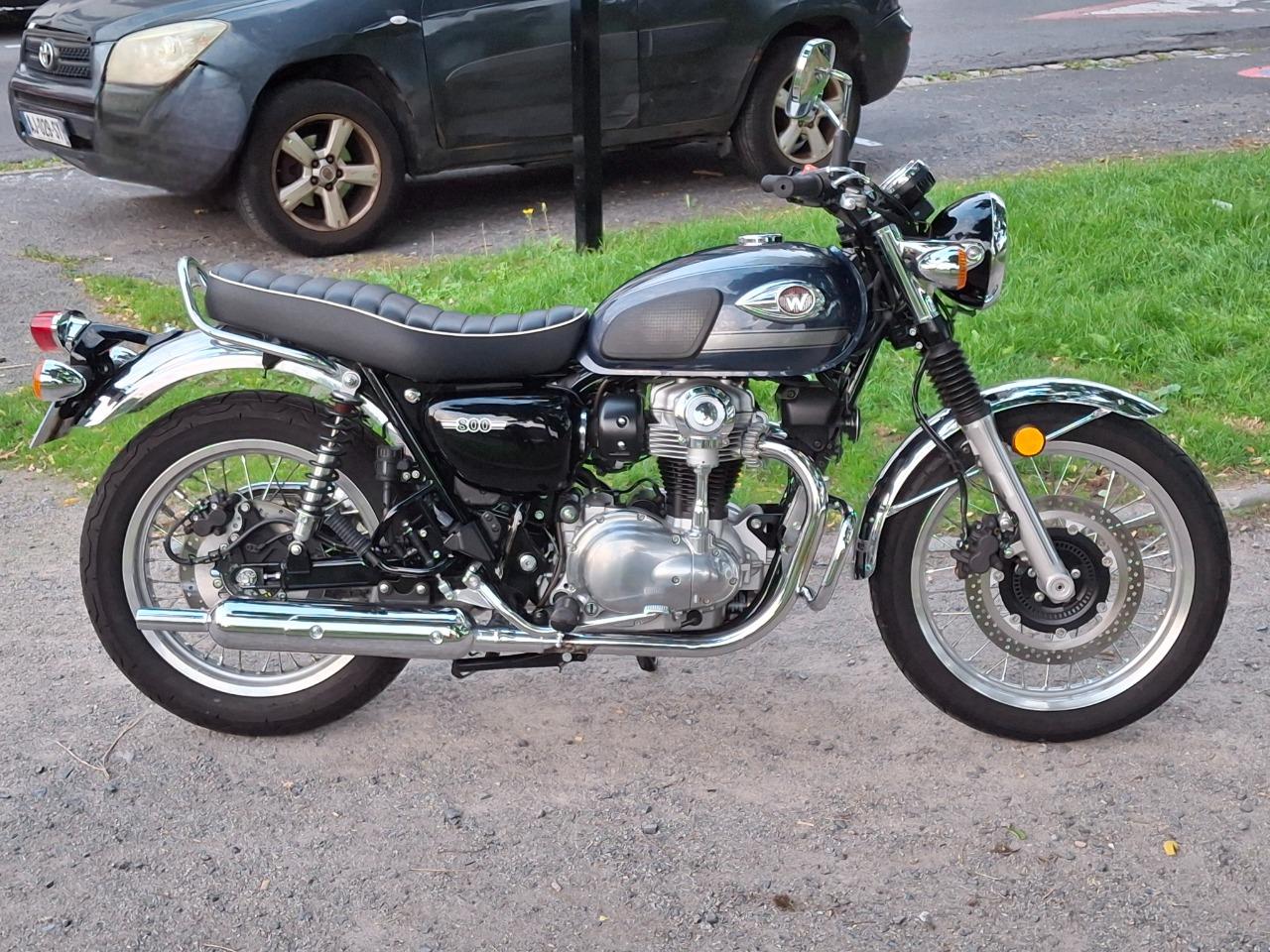 KAWASAKI W800 - 2024 LesAnciennes.com