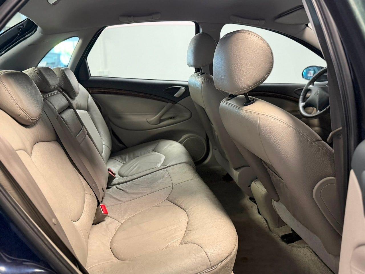 CITROEN C5 3.0 V6 207 cv BVA - 2003 LesAnciennes.com