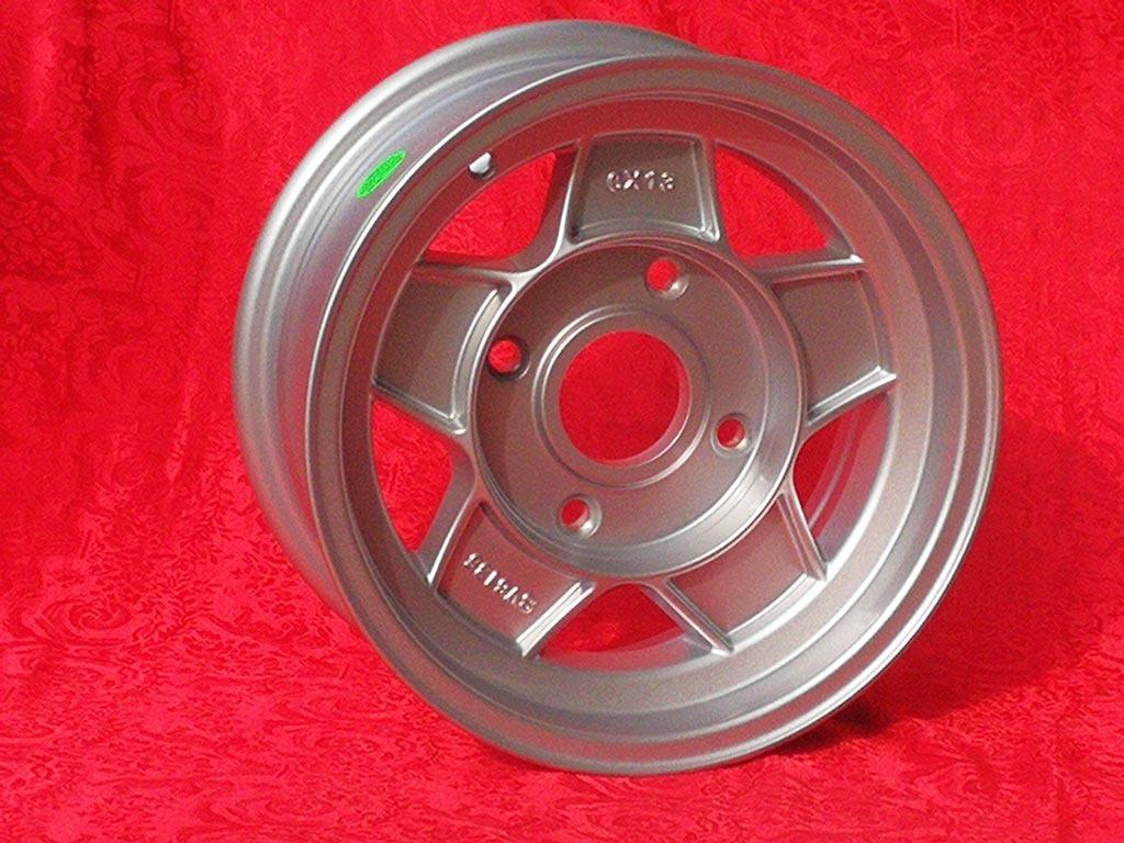 1 pc. jante Super Vee Formula 6x13 ET3.5 Super Vee LesAnciennes.com