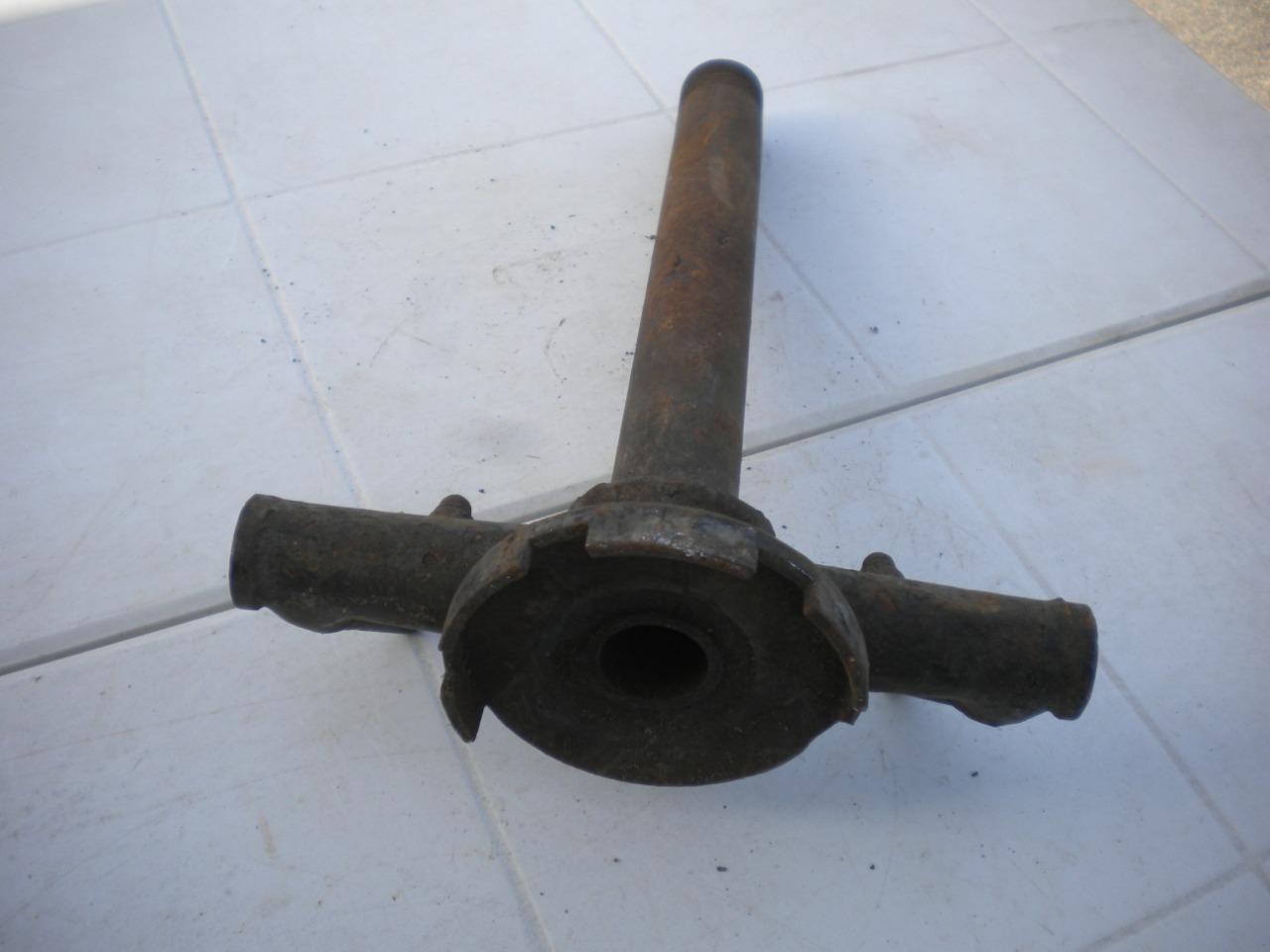 TE DE FOURCHE moto ancienne collection LesAnciennes.com