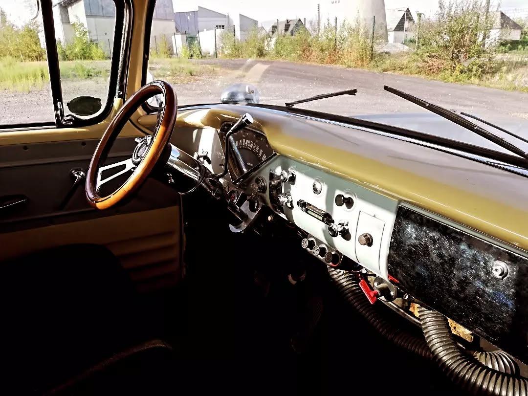 CHEVROLET Apache 32 - 1957 LesAnciennes.com