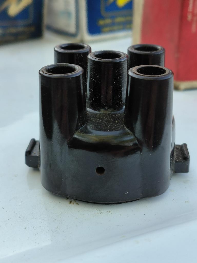 Pièces RENAULT 4L (R4L) LesAnciennes.com
