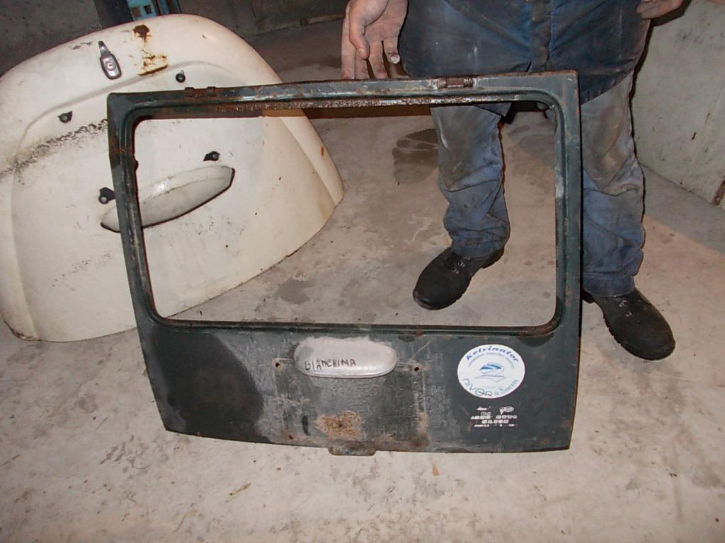 Capot arrière Autobianchi Bianchina Panoramica LesAnciennes.com