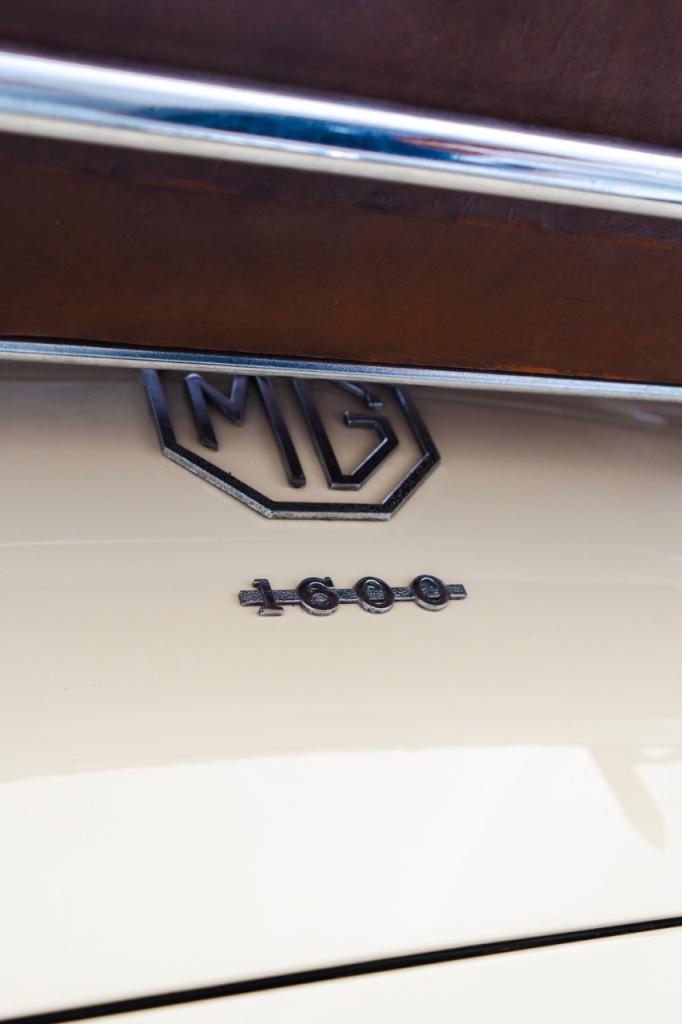 MG MGA 1600 cabriolet - 1960 LesAnciennes.com