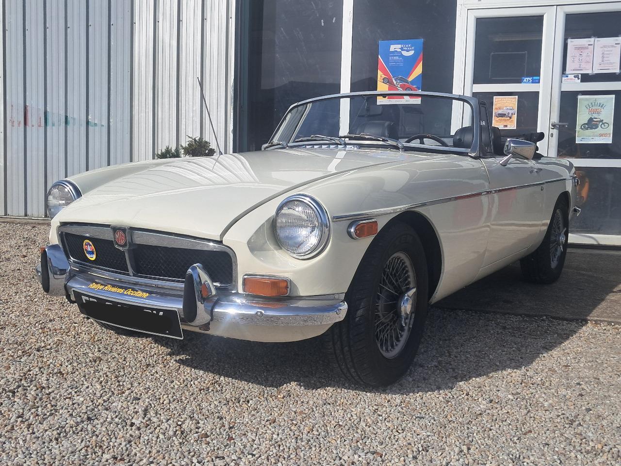 MG MGB - 1973 LesAnciennes.com