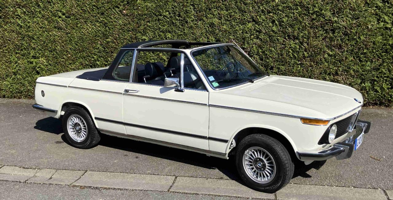 BMW 2002 CABRIOLET BAUR - 1975 LesAnciennes.com