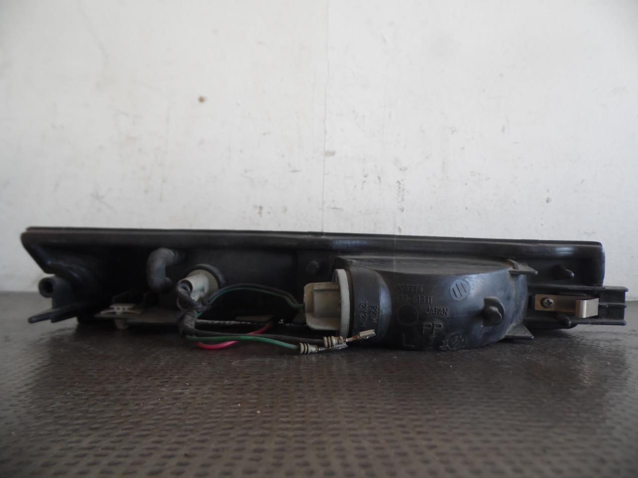 CLIGNOTANT AVANT GAUCHE 21061311 MAZDA 323 BG MK4 LesAnciennes.com