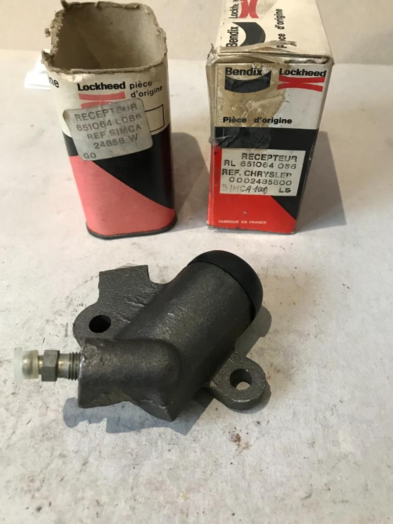 Récepteur embrayage neuf SIMCA 1000 LesAnciennes.com