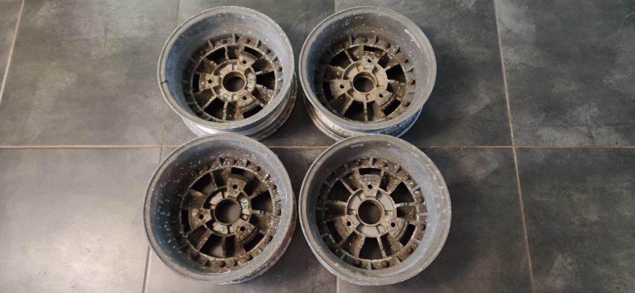 Jantes GOTTI RENAULT 4 5 6 RODEO LesAnciennes.com