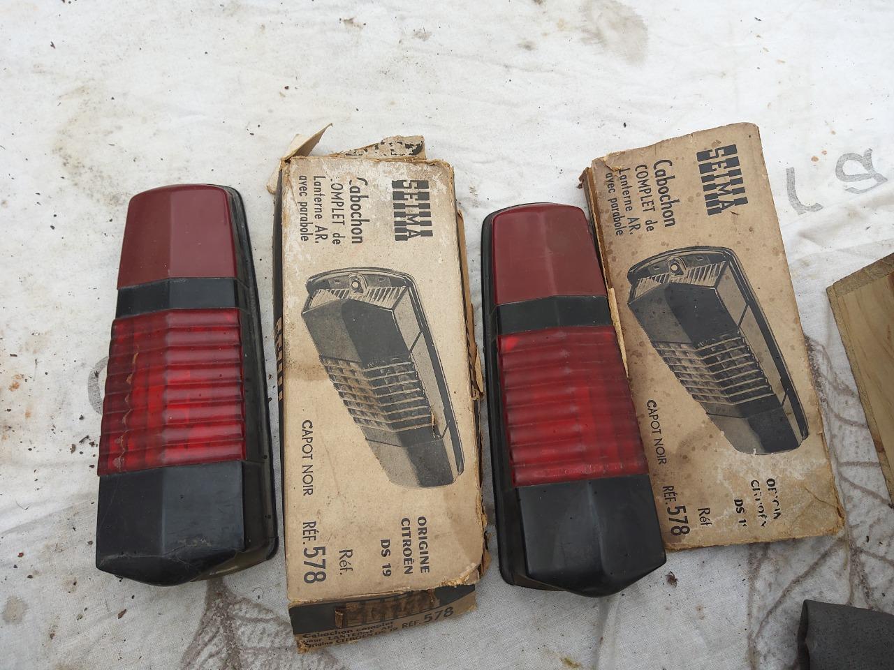 Lot de pièces CITROEN ID DS LesAnciennes.com