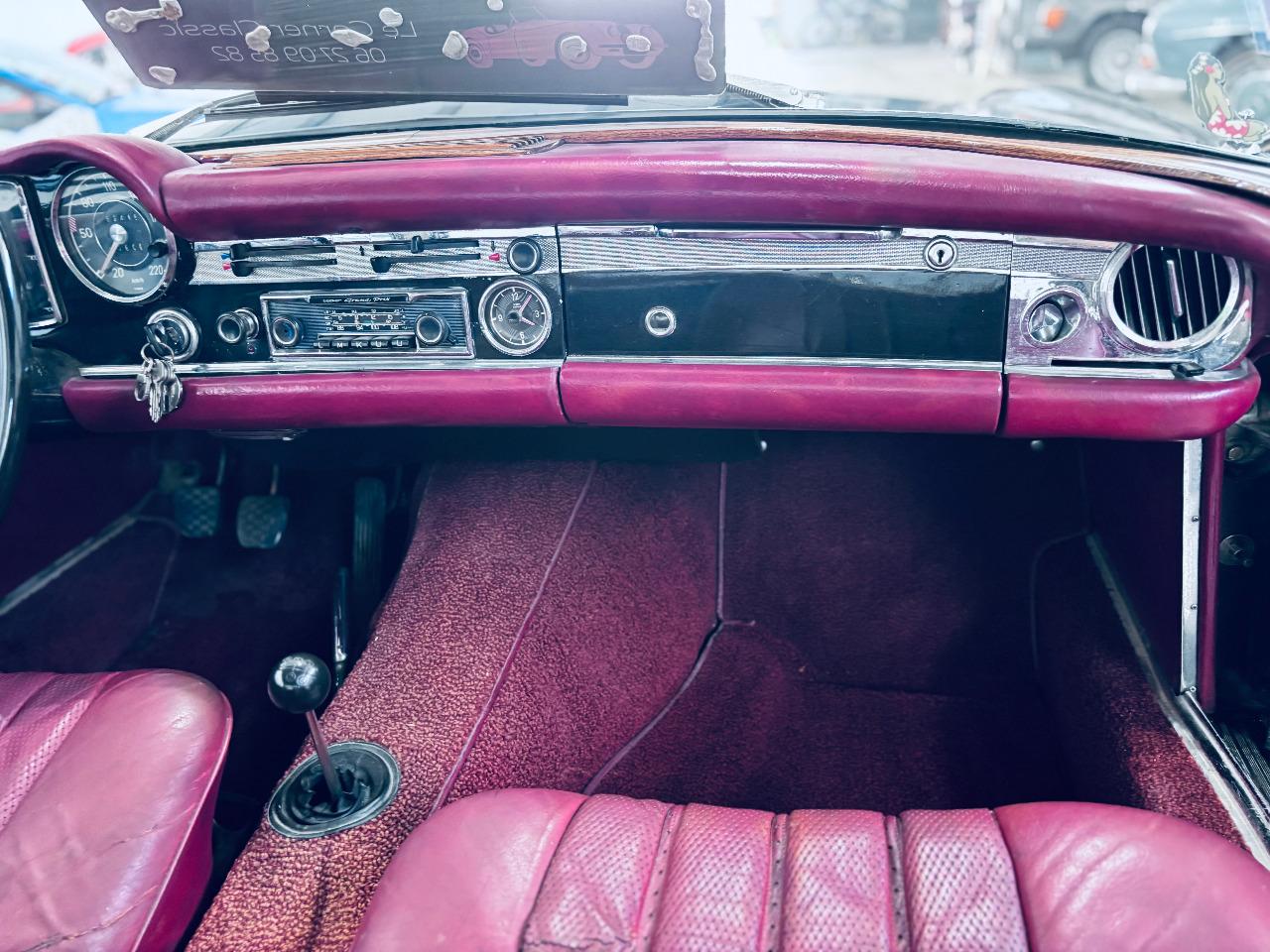 MERCEDES 280 SL Pagode Francaise - 1968 LesAnciennes.com