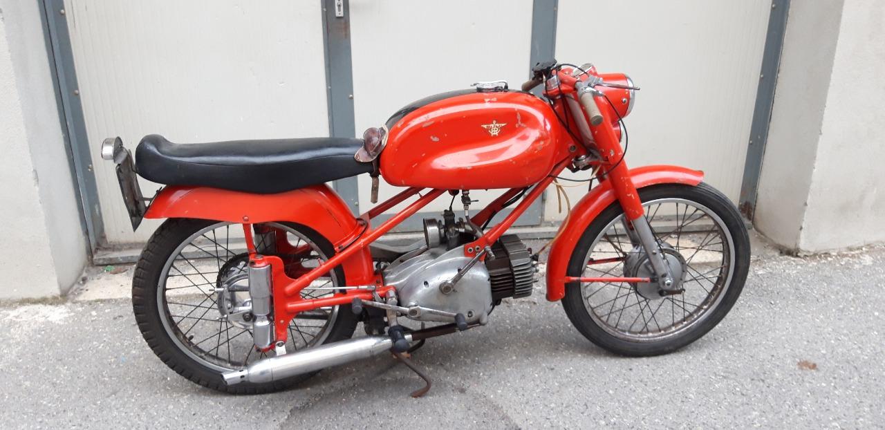 RUMI Mod. Esportazione - 1957 LesAnciennes.com