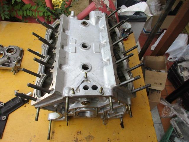 Bloc moteur Ferrari F40 LesAnciennes.com