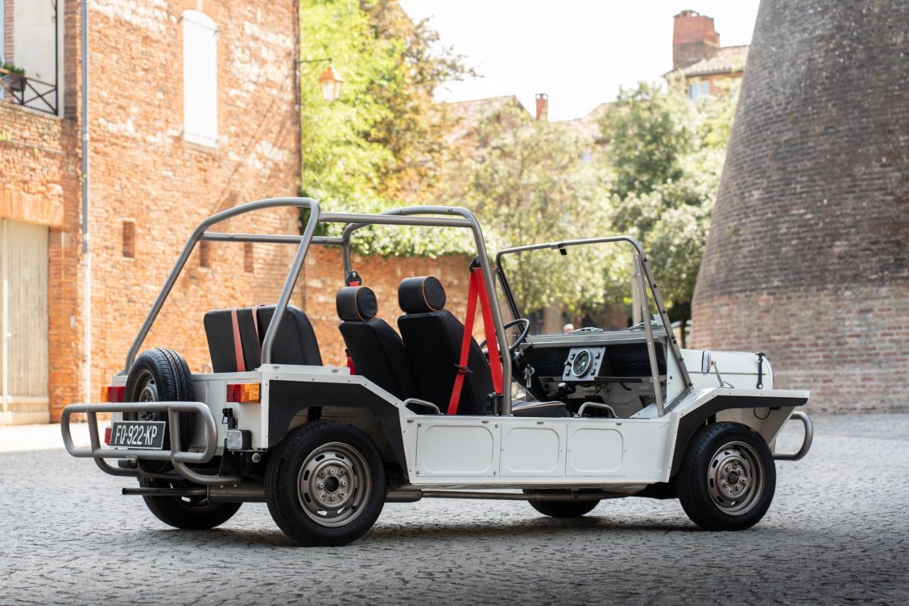 AUSTIN Mini Moke - 1987 LesAnciennes.com