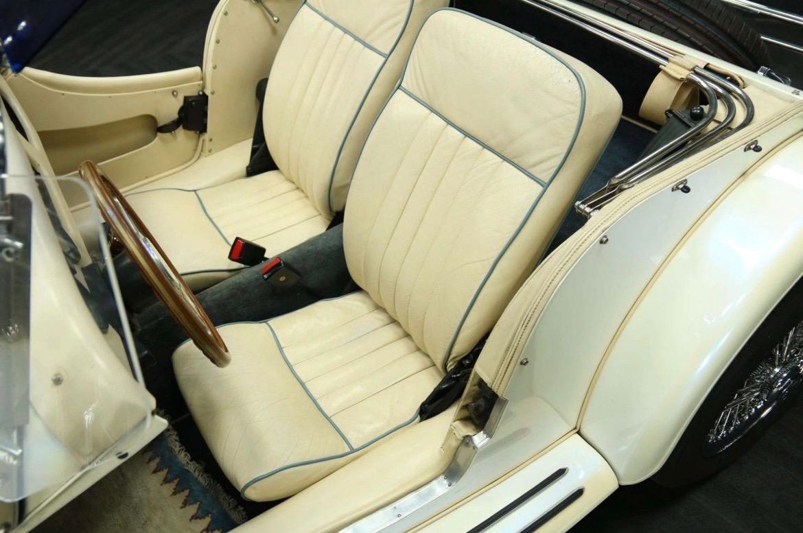 MORGAN Plus 8 V8 EFI 3,5L 193ch - 1987 LesAnciennes.com