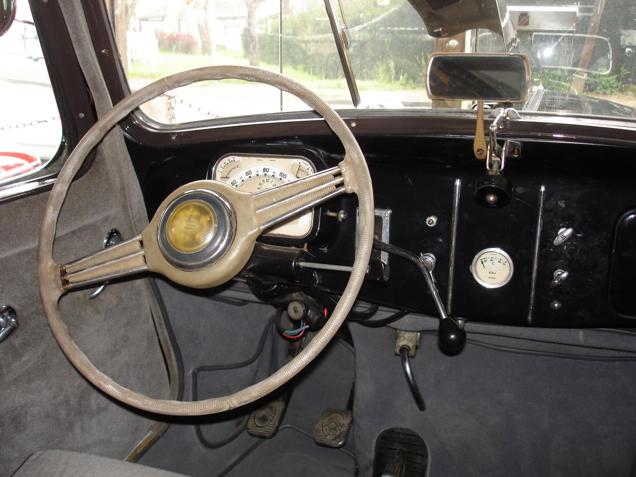 CITROEN Traction 15/6 D - 1950 LesAnciennes.com
