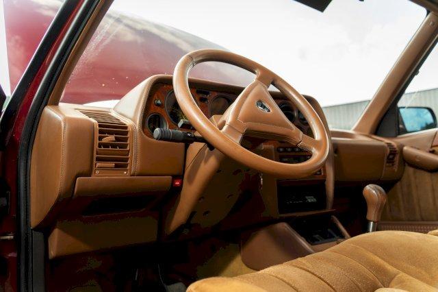 LANCIA Thema Thema Ferrari "8.32" - 1987 LesAnciennes.com