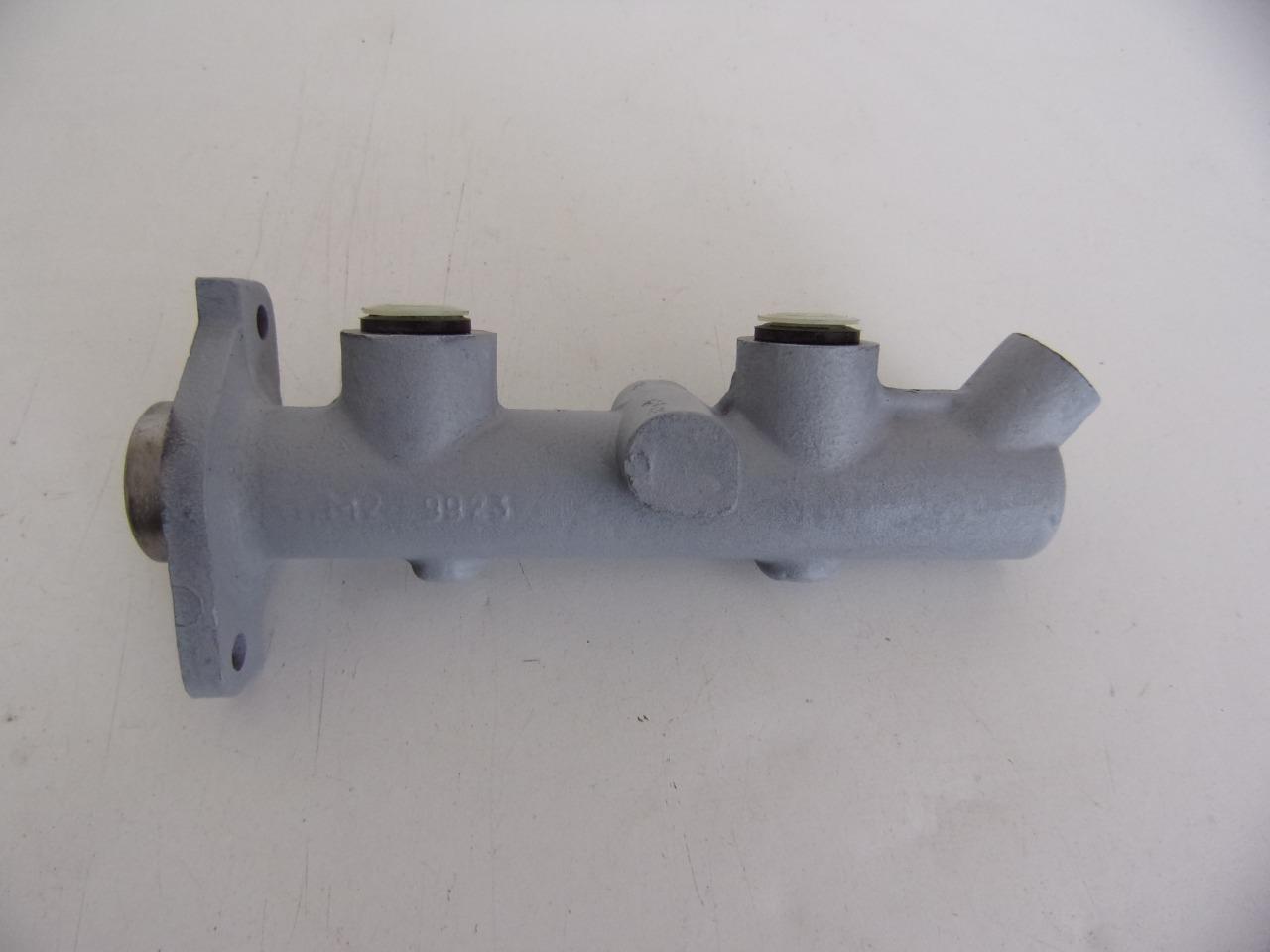 Maitre cylindre neuf RENAULT 12 (R12) LesAnciennes.com