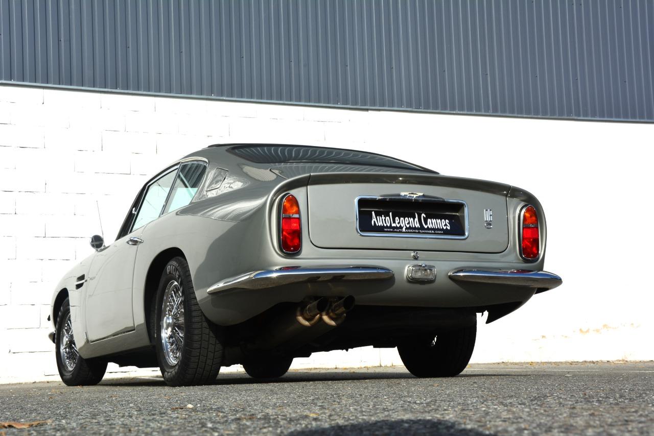ASTON MARTIN DB6 Saloon Superleggera - 1969 LesAnciennes.com