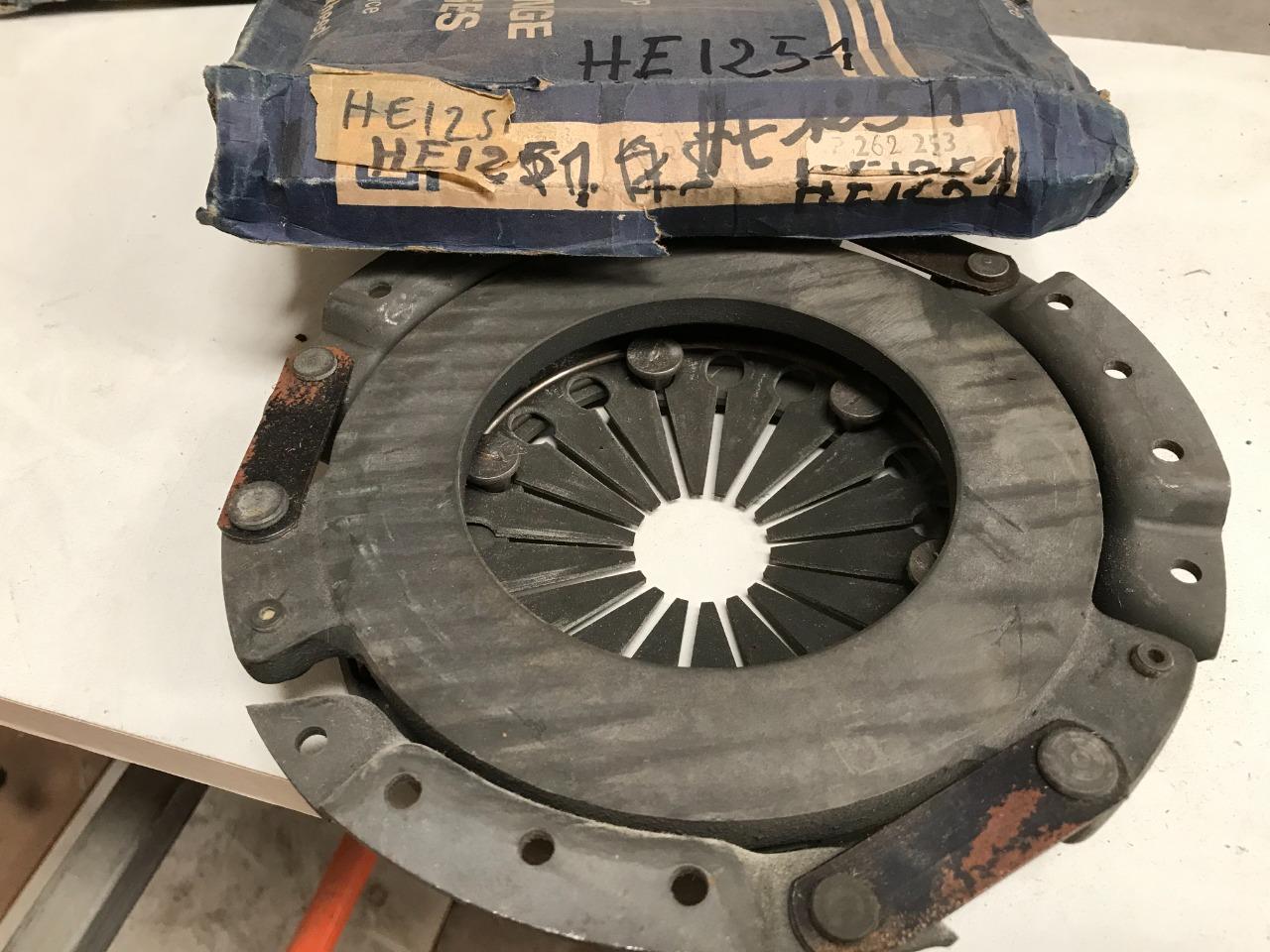 Mécanisme embrayage FIAT X1/9 124 128 LesAnciennes.com
