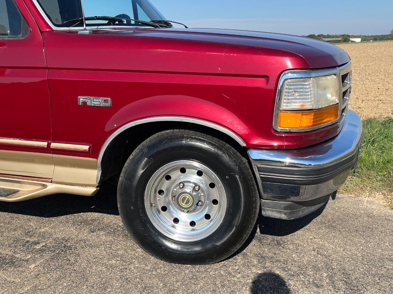 FORD F150 Eddie Bauer - 1995 LesAnciennes.com