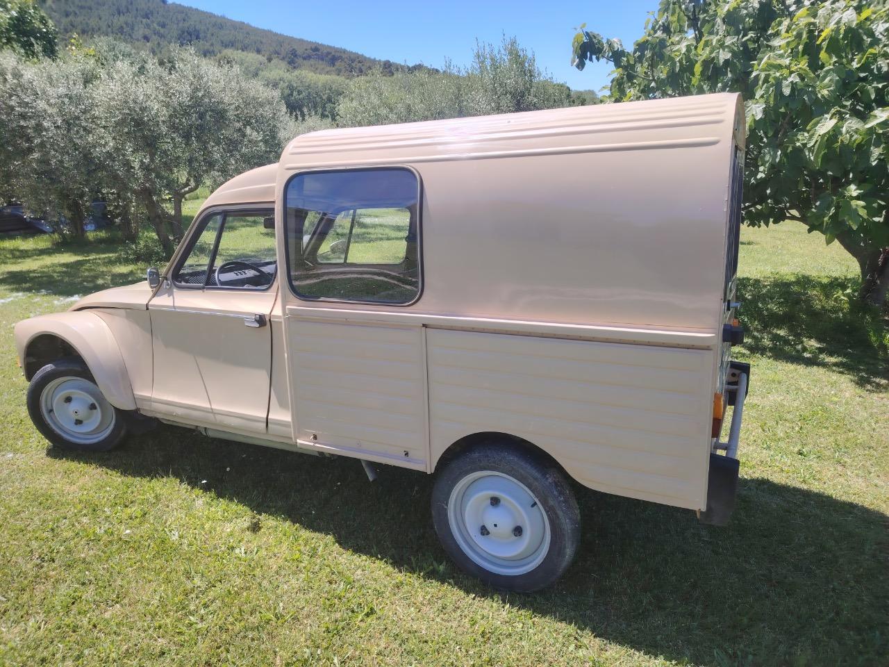 CITROEN Acadiane fourgonnette - 1983 LesAnciennes.com