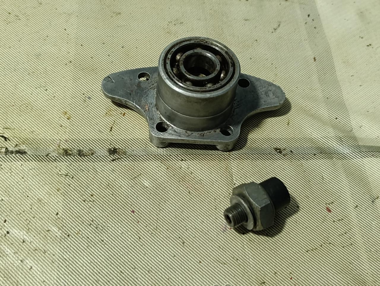Joint de couvre-culasse DUCATI 250 350 450 LesAnciennes.com