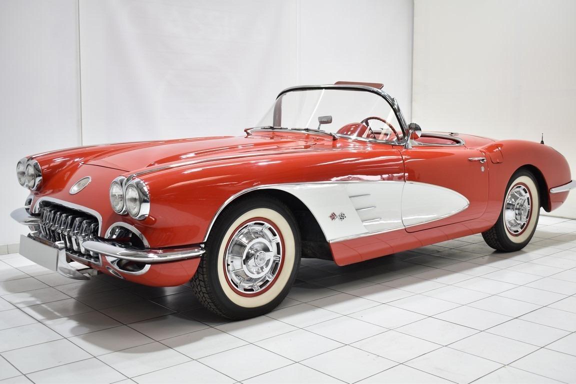 CHEVROLET Corvette C1 Cabriolet - 1960 LesAnciennes.com