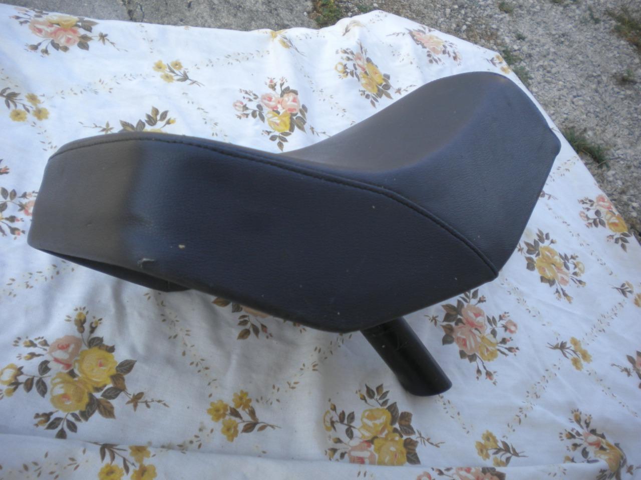 SELLE mob scooter a identifier LesAnciennes.com