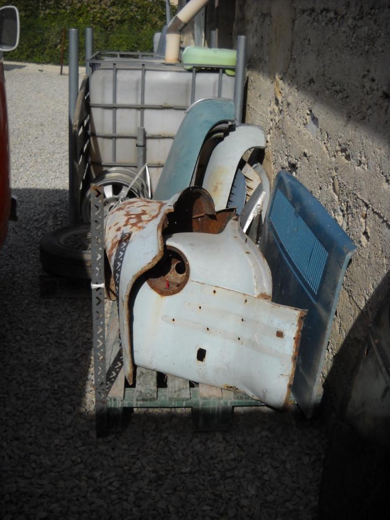 LOT PIECES DIVERS MARQUES ANNEE 40 A 90 LesAnciennes.com