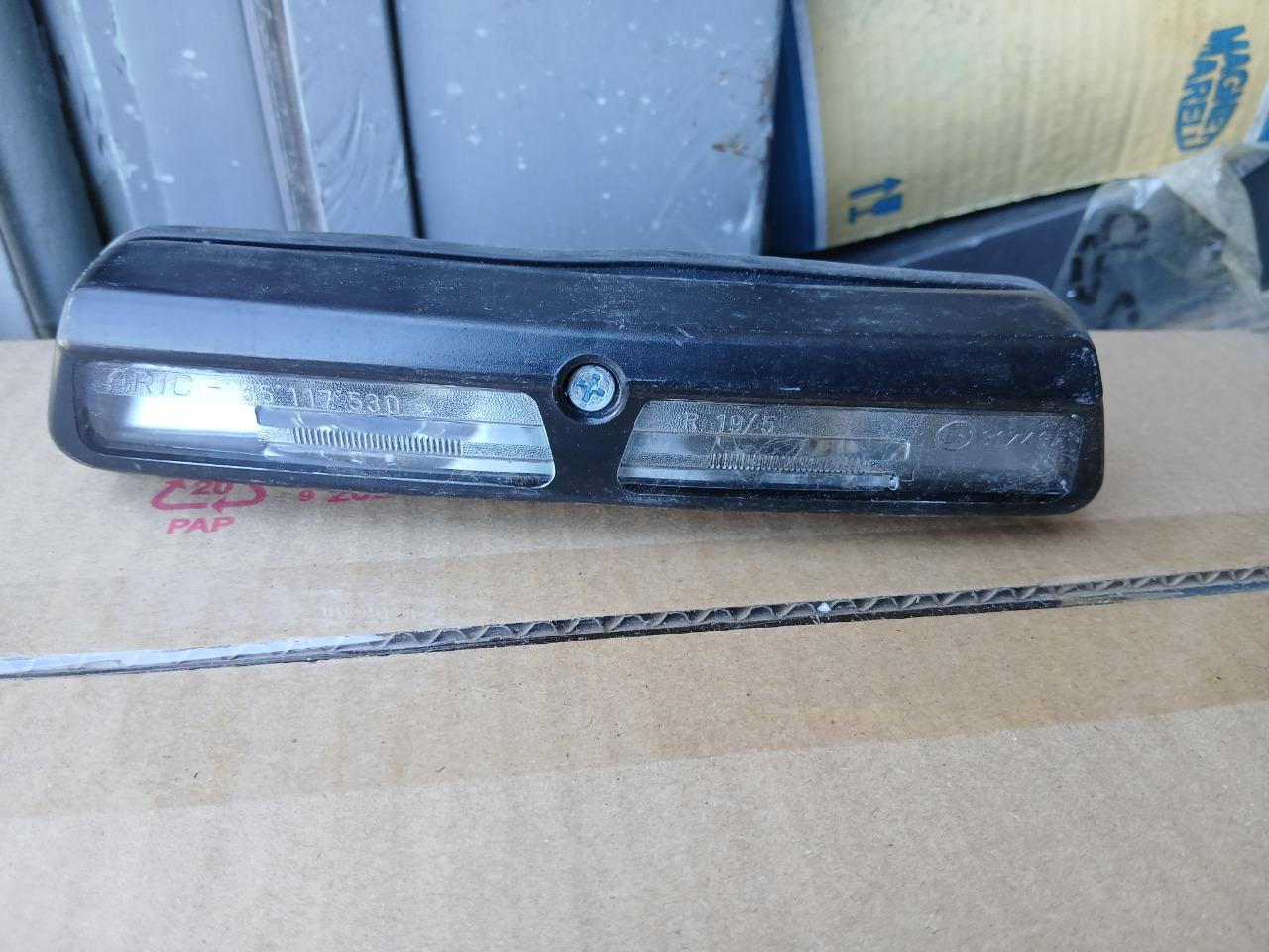 Eclairage de plaque ALFA ROMEO Alfasud LesAnciennes.com