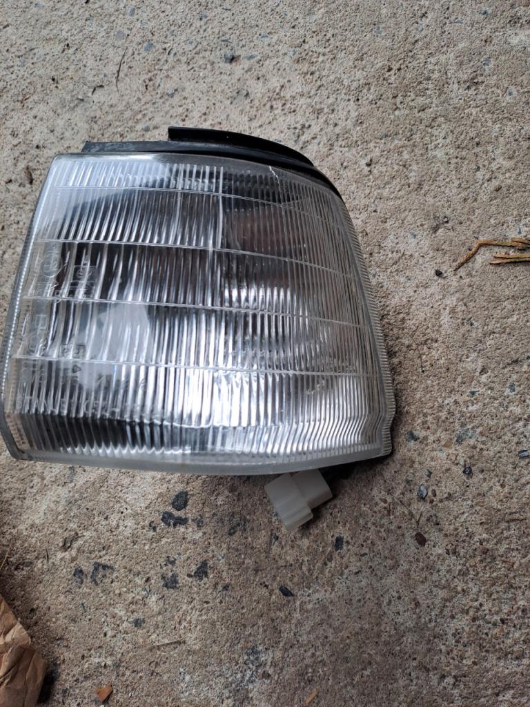 Clignotant MAZDA 626 Gc LesAnciennes.com
