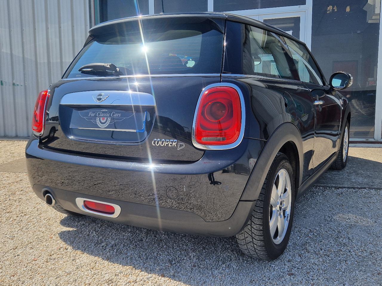 MINI COOPER D F56 PACK CHILI - 2015 LesAnciennes.com