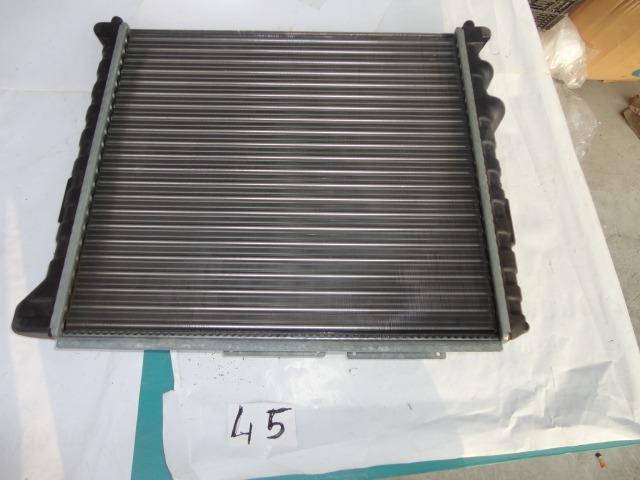Radiateur pour Alfa Romeo Alfa 75 et Alfa 90 LesAnciennes.com