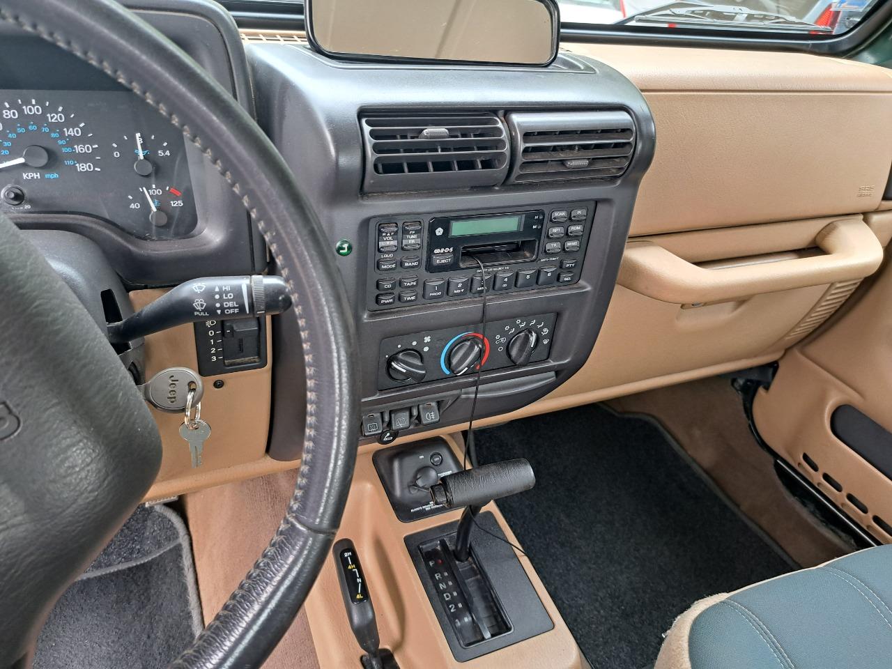 JEEP Wrangler TJ SAHARA 6 cyl 4l - 1999 LesAnciennes.com