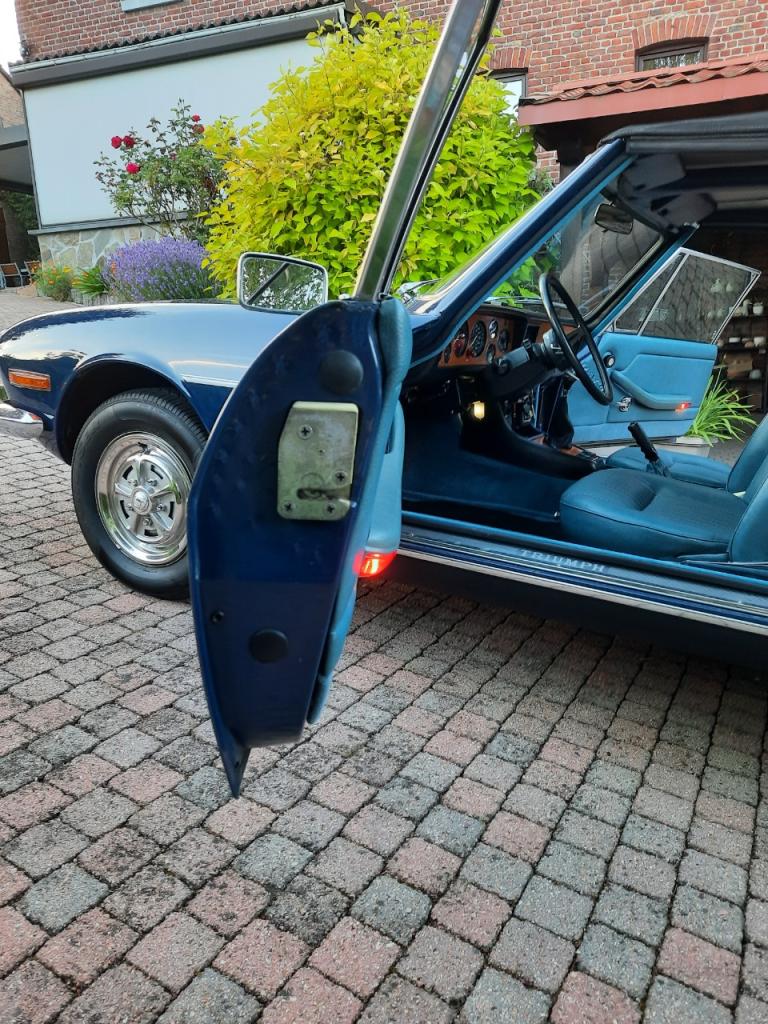 TRIUMPH Stag MK2 - 1974 LesAnciennes.com