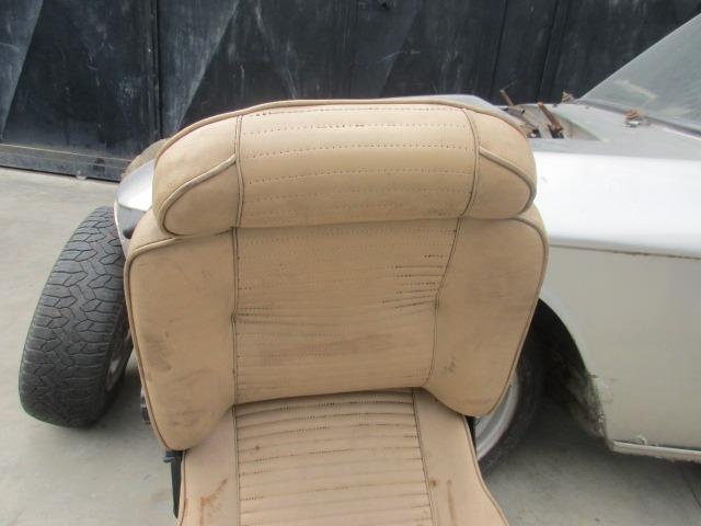 Siège cote passager pour Alfa Romeo 2000 GTV LesAnciennes.com
