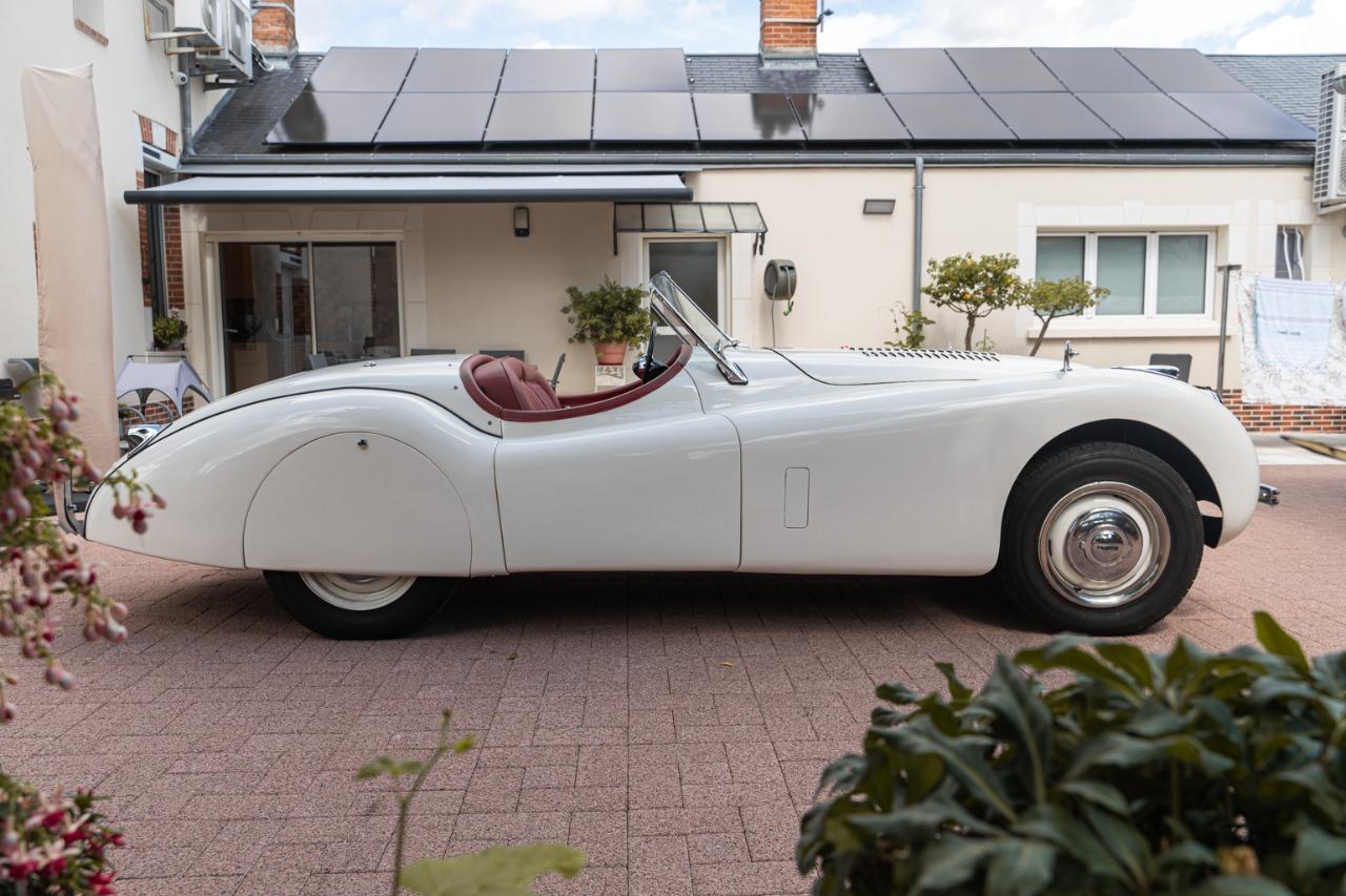 JAGUAR XK120 Restaurée - 1960 LesAnciennes.com
