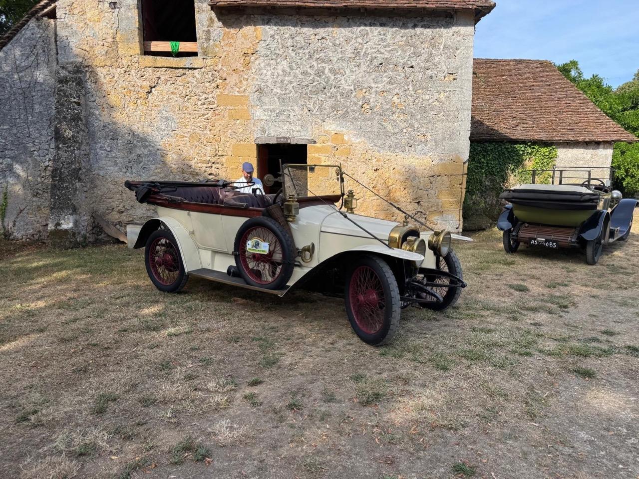 DELAHAYE Type 64 - 1913 LesAnciennes.com