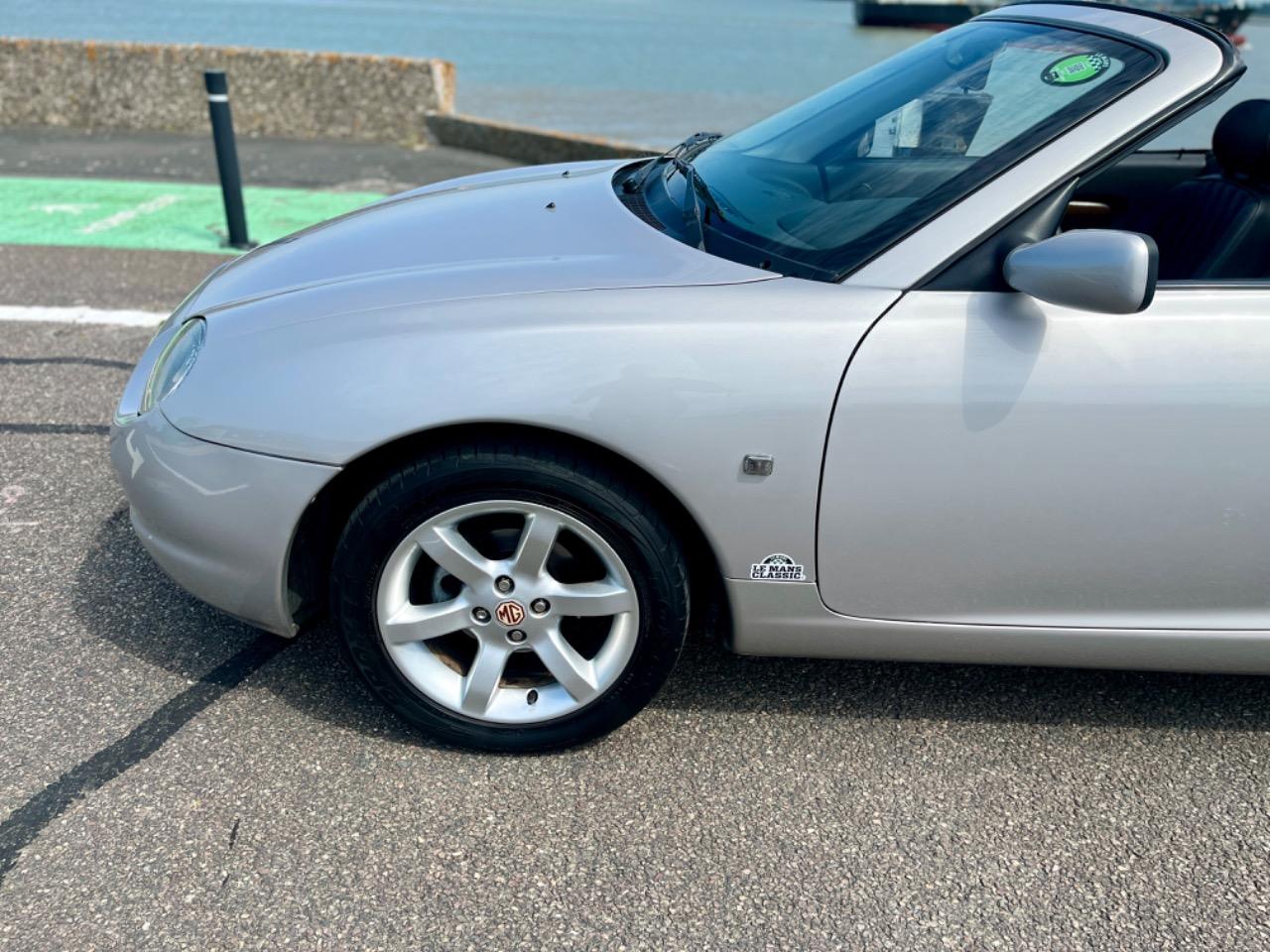MG MGF 1.8 VVC - 2000 LesAnciennes.com