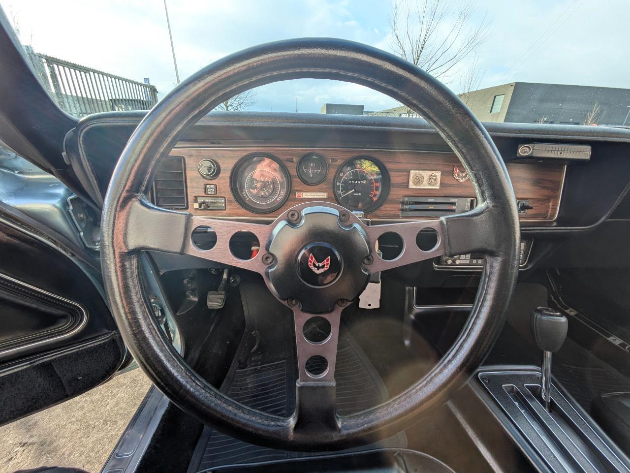 PONTIAC Firebird Formula T-top - 1978 LesAnciennes.com