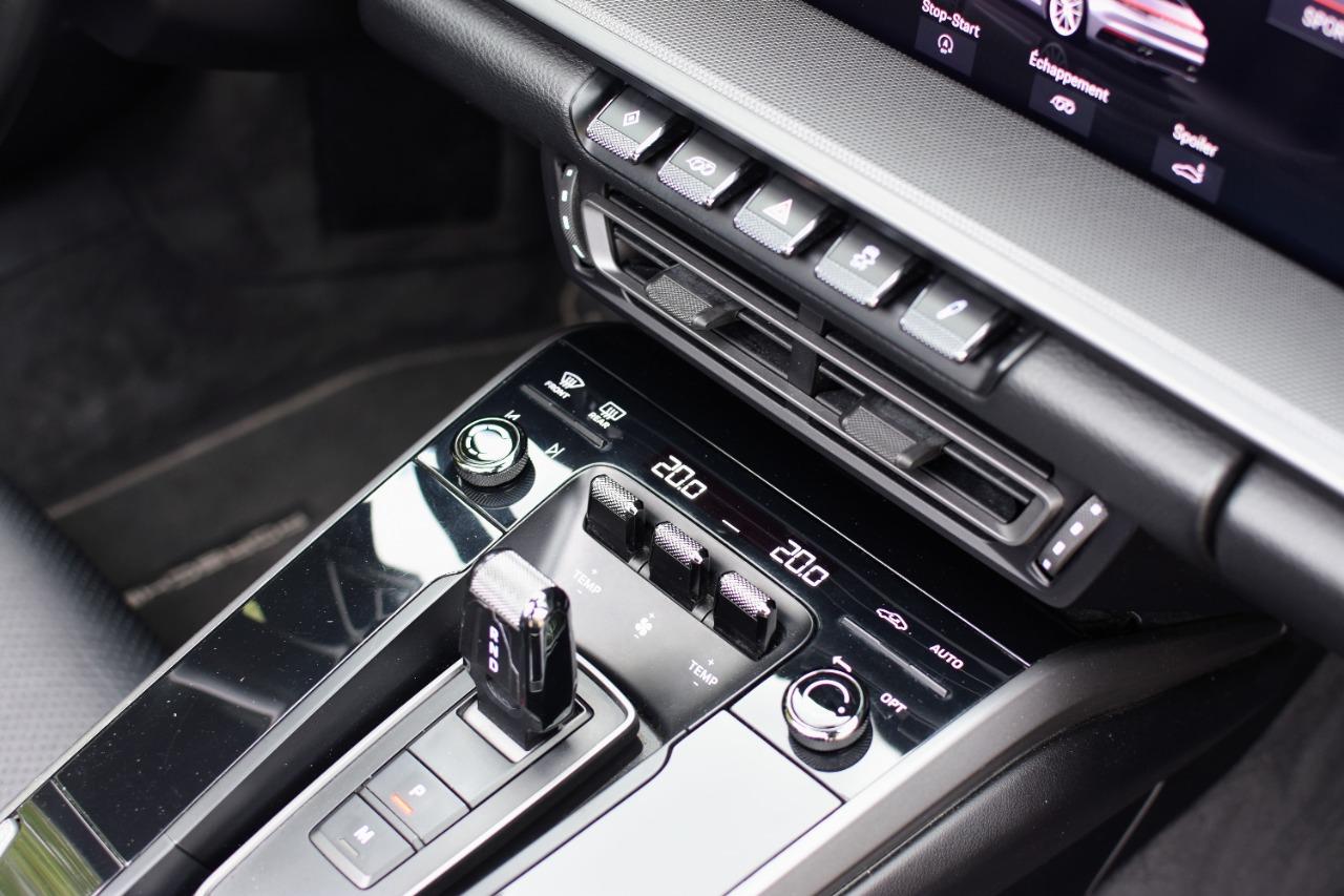 PORSCHE 911 992 Carrera 4S Cab - 2019 LesAnciennes.com